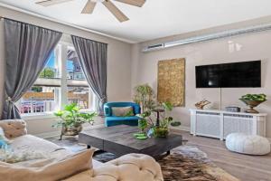 King Sweet, 2bd, 1 bath, in Historic Walker's Point Guest house, Milwaukee