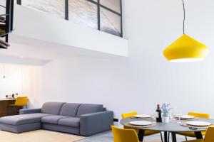 Florette Suite 1BR w Stunning Lounge Terrace by Arco Collection Apartments, Valetta