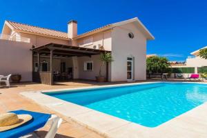 Villa Michelle by Villa Plus, Corralejo
