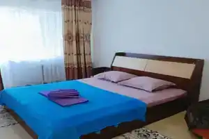 V tsentre goroda 1komn. Apartments, Atyrau
