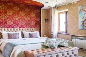 198 Expansive apartment with stunning views of downtown, next to GRAND MIR HOTEL, Tashkent