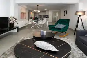 Family Luxury Guest House, Trikala