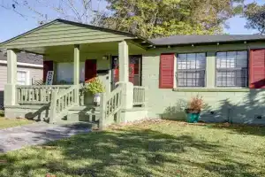 Savannah Home with Yard about 3 Mi to Downtown! Guest house, Savannah