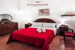 La Casa dei Gigli, Lecce