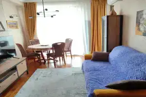 Rezidentsiya Izumrud Apartments, Baku