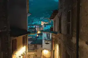 House centro storico, Scanno