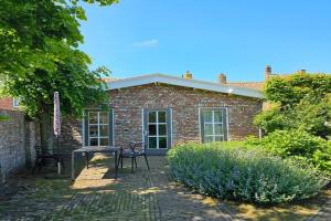 Tuinsuite Zon DO48 Guest house, Domburg