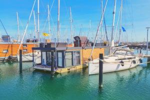 Hausboot - Meeresbrise Guest house, Heiligenhafen