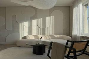 Danės23 - CANDY studio, Self Check-in, Free Parking, Park and River View, Oldtown, A/C, Klaipeda