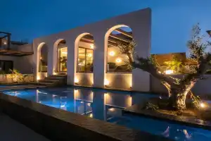 VAYA Suites by Omilos Hotels, Amoudara