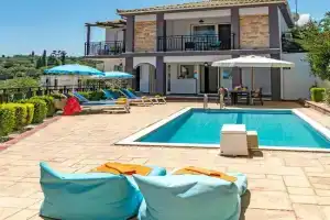 Villa Naisy, Tsilivi-Planos