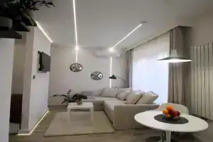 Modern stúdió a Belváros közepén parkolóval- Kata stúdióapartman, Gyor