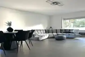Ferienwohnung am Schwimmbad Apartments, Bad Bergzabern