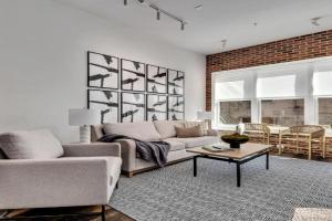 Chic apartment w elevator Apt 102, Atlanta