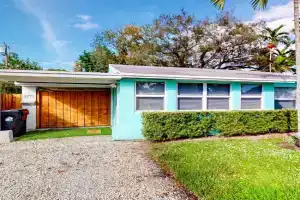 Palm Shadow Sanctuary Guest house, Fort Lauderdale