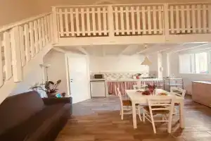B&B Corte Perugia Apartments, Matino