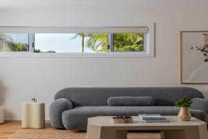 The Local Studio - Luxury over 2 levels, Byron Bay
