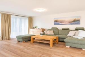 "Louisa" mit Lademöglichkeit, Garten und Badewanne Guest house, Rerik