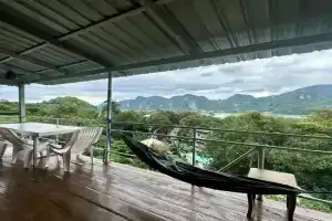 Hilltop view - Phi Phi Guest house, Phi Phi Island