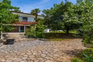 1 Bedroom Nice Apartment In, Malinska