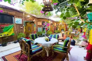 peace garden hostel & camp, Luxor