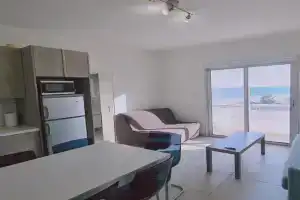 STAY Beach Wave Apartment, Larnaka