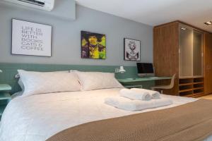 Duplex Excepcional no Campo Belo: Luxo em 60m², Sao Paulo
