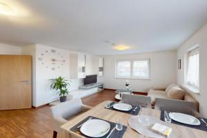 CROWN LIVING Design Apartment - gratis Parkplatz - WLan - Küche - Self Check-in, Dornbirn