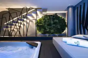THE CAVE Suites SPA, Vieste