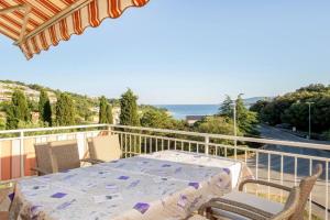 Lovely Apartment In With Wi-Fi, Rabac