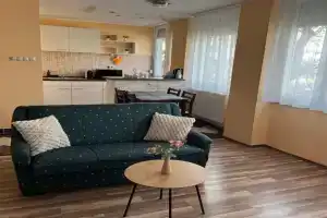 River - free parking Apartments, Gyor