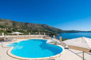 Apartments Marnic, Mlini