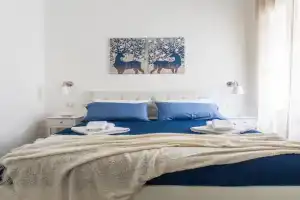 Don Palù's Home Apartments, Naples