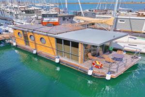 Hausboot - Kleine Auszeit Guest house, Heiligenhafen