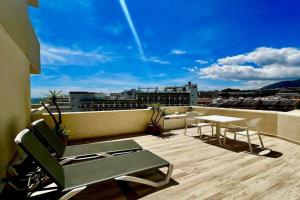 Luxury Sea View Apartment with 2 Terraces, Torremolinos