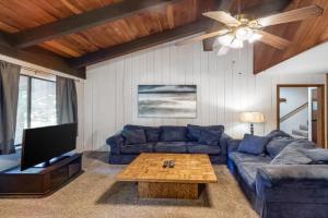 Horizons 4 160 Apartments, Mammoth Lakes