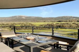 Three-bedroom flat with terrace near the harbour and town centre, Porto-Vecchio