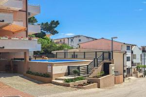Amazing Apartment In, Baska Voda
