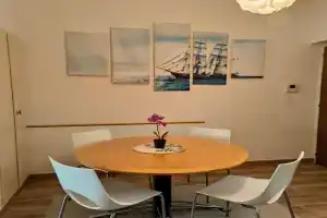 Sailing Apartment, Lugano