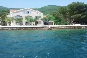 Apartments Villa Danilovic, Baosici