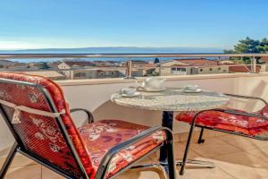 Amazing Apartment In, Baska Voda