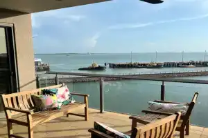 Sea Pearl Apartment at Waterfront, Darwin