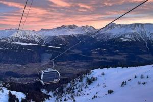 Cosy mountain apartment 5min walk from Gondola, Fiesch