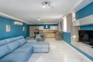 Relaxing 2BR home with Private Balcony in by 360 Estates Apartments, Mellieha