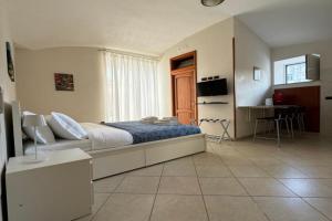 ART SUITE NEL CUORE DI Apartments, Portici