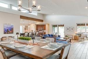 Flagstaff Home with Fire Pit and Hiking Trail Access! Guest house, Flagstaff