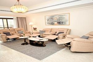 Corniche Allure - Spacious & Cozy 3BR Family Home Apartments, Abu Dhabi City