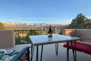 Open Style Home with Magnificent Views! Guest house, Sedona