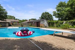 Mins to Zoo - Capitol Heights Hideaway Guest house, Montgomery