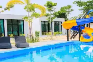 Pran Riverside Hotel, Pak Nam Pran
